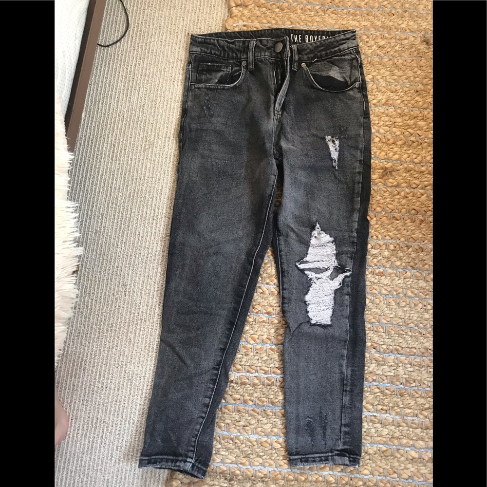 Distressed Boyfriend Jeans